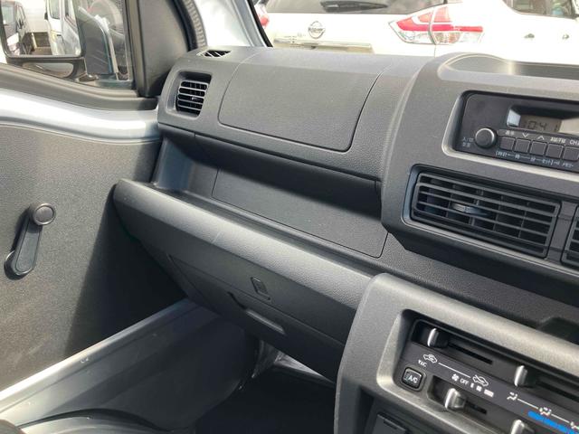 ハイゼットトラック スタンダード 4WD 三方開 MT 衝突被害軽減システム クリアランスソナー アイドリングストップ オートライト ESC エアコン パワーステアリング 運転席エアバッグ(27枚目)