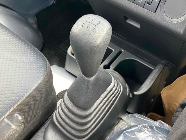 ハイゼットトラック スタンダード 4WD 三方開 MT 衝突被害軽減システム クリアランスソナー アイドリングストップ オートライト ESC エアコン パワーステアリング 運転席エアバッグ(34枚目)