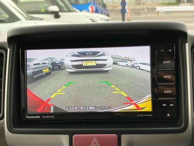 バックカメラも付いています。駐車の時に便利なのはもちろんの事、後方死角にいる子供たちに気が付くことができるので安心安全ですね