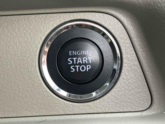 エンジン始動も楽チンです。イチイチ鍵を出す手間も無くなりますよ。