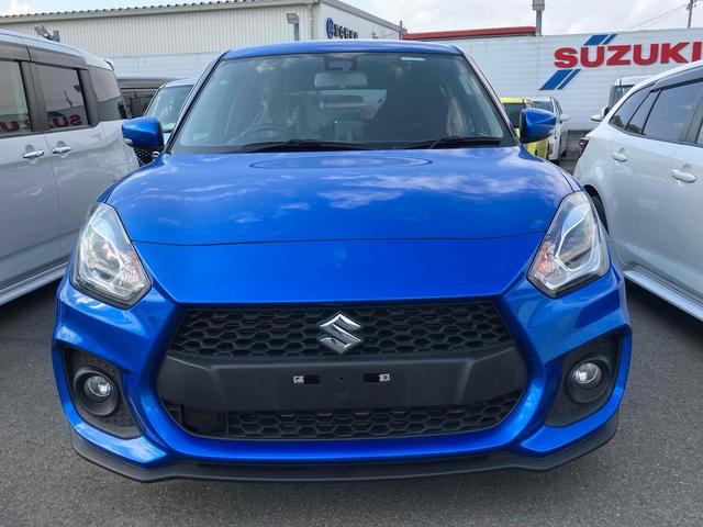 スイフトスポーツ ベースグレード オートクルーズコントロール レーンアシスト 衝突被害軽減システム アルミホイール オートライト LEDヘッドランプ スマートキー 電動格納ミラー シートヒーター MT 盗難防止システム 衝突安全ボディ(13枚目)