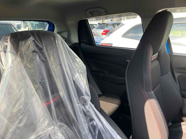 スイフトスポーツ ベースグレード オートクルーズコントロール レーンアシスト 衝突被害軽減システム アルミホイール オートライト LEDヘッドランプ スマートキー 電動格納ミラー シートヒーター MT 盗難防止システム 衝突安全ボディ(48枚目)