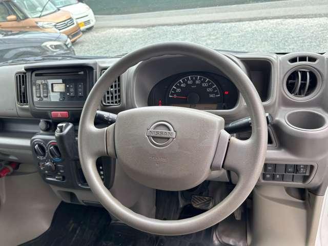 ＮＶ１００クリッパーバン ＤＸ　ＧＬエマージェンシーブレーキパッケージ　衝突被害軽減ブレーキ　横滑り防止機能　パワーウインドウ　４ＷＤ（29枚目）