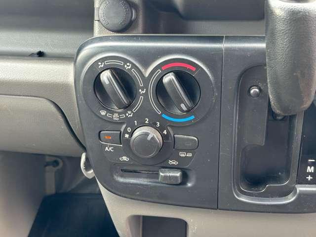 ＮＶ１００クリッパーバン ＤＸ　ＧＬエマージェンシーブレーキパッケージ　衝突被害軽減ブレーキ　横滑り防止機能　パワーウインドウ　４ＷＤ（42枚目）