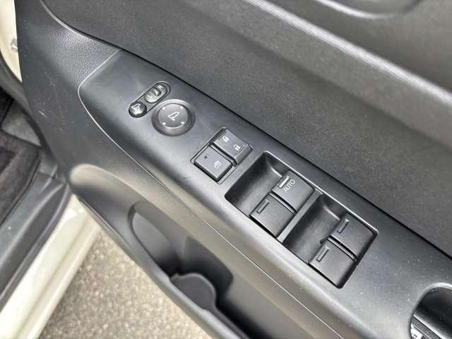 N-BOX G・Lパッケージ フルセグナビCDDVDラジオバックカメラ両側電動スライドドア左側電動オートエアコンプッシュスタートスマートキー(40枚目)