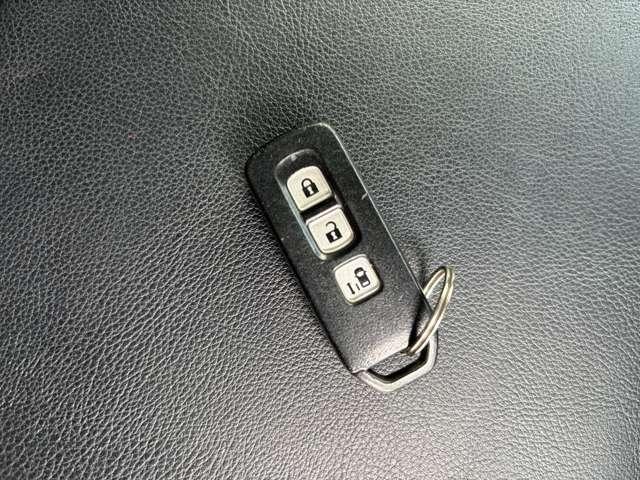 N-BOX G・Lパッケージ フルセグナビCDDVDラジオバックカメラ両側電動スライドドア左側電動オートエアコンプッシュスタートスマートキー(70枚目)