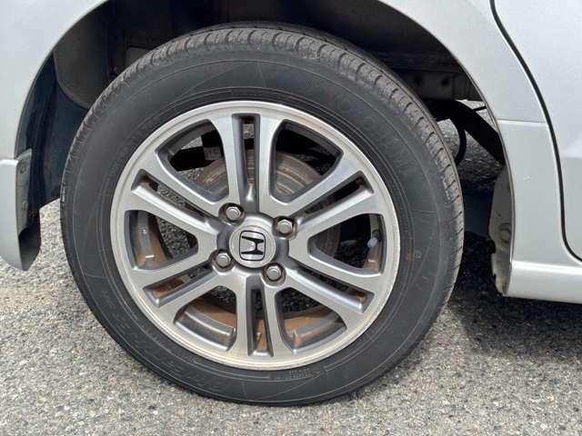 Ｎ－ＢＯＸ Ｇ・Ｌパッケージ　ＣＤデッキＥＴＣ　両側スライドドア左側電動　アイドリングストッププッシュスタートスマートキー（24枚目）