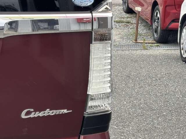 Ｎ－ＢＯＸカスタム Ｇ・Ｌパッケージ　ＣＤデッキ　両側スライドドア左側電動　アイドリングストッププッシュスタートスマートキー　ドライブレコーダー　ルーフ色アセ有（17枚目）