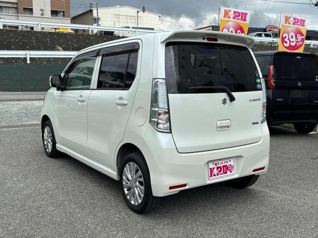 ワゴンR FZ CDデッキ ETC 衝突被害軽減ブレーキ 横滑り防止機能 アイドリングストップ シートヒーター プッシュスタート スマートキー(10枚目)