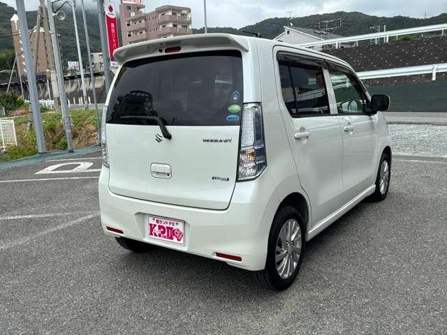 ワゴンR FZ CDデッキ ETC 衝突被害軽減ブレーキ 横滑り防止機能 アイドリングストップ シートヒーター プッシュスタート スマートキー(12枚目)