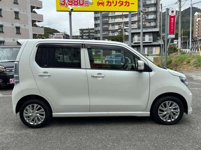 ワゴンR FZ CDデッキ ETC 衝突被害軽減ブレーキ 横滑り防止機能 アイドリングストップ シートヒーター プッシュスタート スマートキー(13枚目)