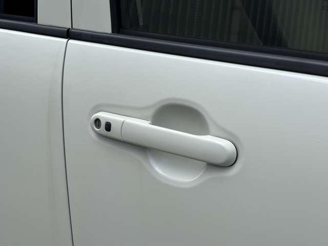 ワゴンR FZ CDデッキ ETC 衝突被害軽減ブレーキ 横滑り防止機能 アイドリングストップ シートヒーター プッシュスタート スマートキー(21枚目)