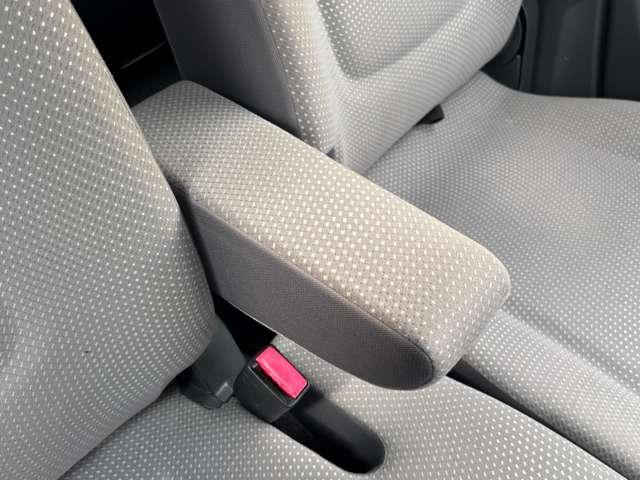 ワゴンR FZ CDデッキ ETC 衝突被害軽減ブレーキ 横滑り防止機能 アイドリングストップ シートヒーター プッシュスタート スマートキー(29枚目)