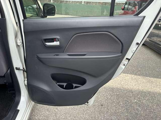 ワゴンR FZ CDデッキ ETC 衝突被害軽減ブレーキ 横滑り防止機能 アイドリングストップ シートヒーター プッシュスタート スマートキー(46枚目)