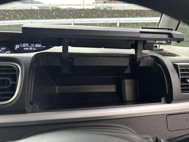 タント カスタムＸ　トップエディションＳＡＩＩ　フルセグナビＣＤＤＶＤラジオＢｌｕｅｔｏｏｔｈバックカメラアラウンドビューモニターアイドリングストップオートエアコン衝突被害軽減ブレーキ横滑り防止機能プッシュスタートスマートキー（56枚目）