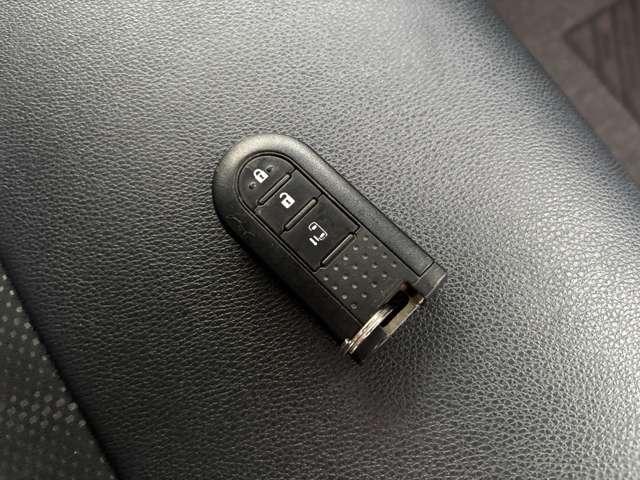 タント カスタムＸ　トップエディションＳＡＩＩ　フルセグナビＣＤＤＶＤラジオＢｌｕｅｔｏｏｔｈバックカメラアラウンドビューモニターアイドリングストップオートエアコン衝突被害軽減ブレーキ横滑り防止機能プッシュスタートスマートキー（72枚目）