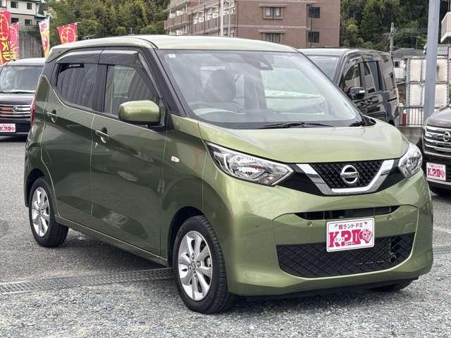 デイズ Ｘ　衝突被害軽減ブレーキ横滑り防止機能　クリアランスソナーアイドリングストップ　電動格納ミラー　バックカメラ（12枚目）