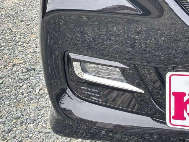 Ｎ－ＢＯＸカスタム Ｇ・Ｌホンダセンシング　レーダブレーキＡストップ　アダプティブＣＣ　車線維持支援システム　ＡＴハイビーム　電動格納式ミラー　Ｂｌｕｅｔｏｏｔｈ　ＥＳＣ　キーフリーシステム　メモリーナビ　ＬＥＤライト　オートライト　バックＭ（18枚目）