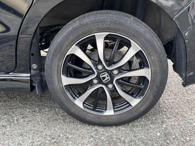 Ｎ－ＢＯＸカスタム Ｇ・Ｌホンダセンシング　レーダブレーキＡストップ　アダプティブＣＣ　車線維持支援システム　ＡＴハイビーム　電動格納式ミラー　Ｂｌｕｅｔｏｏｔｈ　ＥＳＣ　キーフリーシステム　メモリーナビ　ＬＥＤライト　オートライト　バックＭ（28枚目）