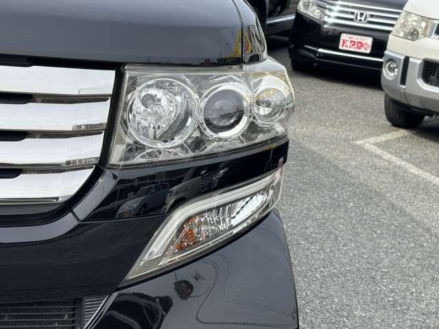 Ｎ－ＢＯＸカスタム Ｇ　ＳＳパッケージ　フルセグナビＣＤＤＶＤラジオＢｌｕｅｔｏｏｔｈ　バックカメラ　アイドリングストップ　両側電動スライドドア横滑り防止機能　オートエアコン　プッシュスタート　スマートキー（17枚目）