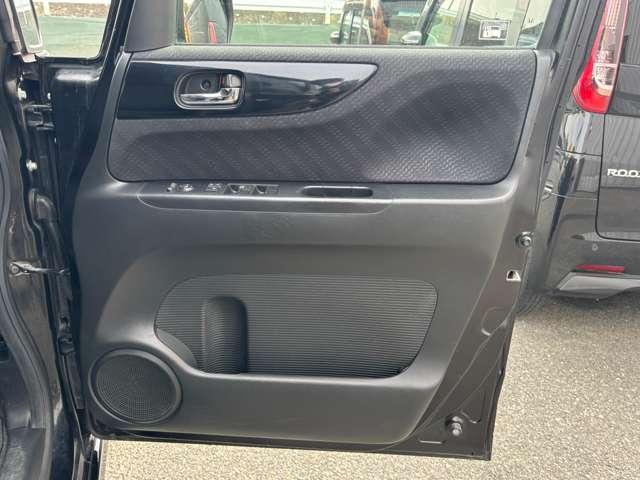 Ｎ－ＢＯＸカスタム Ｇ　ＳＳパッケージ　フルセグナビＣＤＤＶＤラジオＢｌｕｅｔｏｏｔｈ　バックカメラ　アイドリングストップ　両側電動スライドドア横滑り防止機能　オートエアコン　プッシュスタート　スマートキー（45枚目）