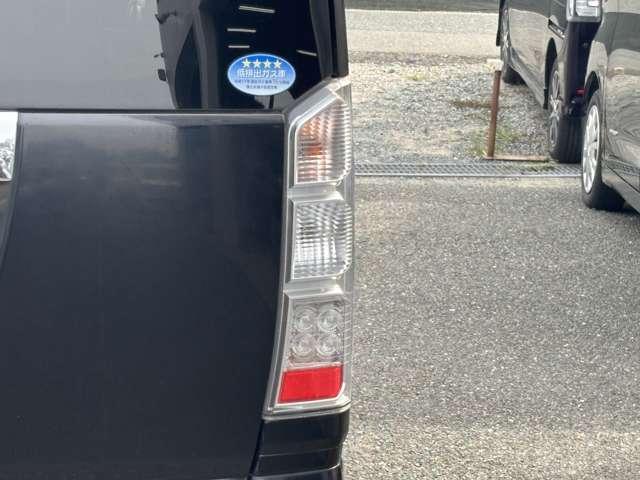N-BOX G SSパッケージ CDデッキ 両側電動スライドドア 横滑り防止機能 オートエアコン プッシュスタート スマートキー(20枚目)