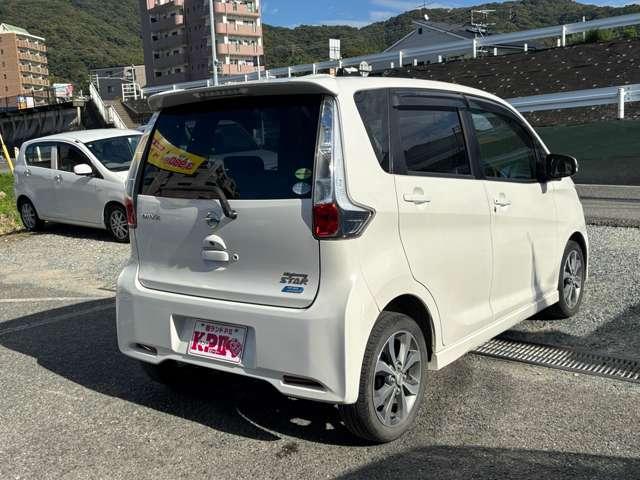 デイズ ハイウェイスター　Ｇ　フルセグナビ　ＣＤ　ＤＶＤ　ラジオ　Ｂｌｕｅｔｏｏｔｈ　バックカメラ　アラウンドビューモニター　アイドリングストップ　ＥＴＣ　オートエアコン　プッシュスタート　スマートキー（9枚目）