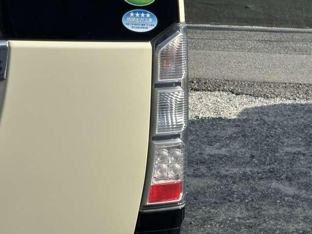 Ｎ－ＢＯＸ Ｇ・ターボパッケージ　フルセグナビ　ＣＤ　ＤＶＤ　ラジオ　Ｂｌｕｅｔｏｏｔｈ　バックカメラ　ＥＴＣ　クルーズコントロール　両側電動スライドドア　オートエアコン　プッシュスタート　スマートキー（19枚目）