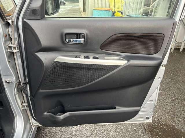 ＫランドＰＩＩは地域最大級の軽自動車の中古車専門店！在庫台数１２０台オーバー！オールメーカー中古車を見て触って選べます！価格は他店相場を徹底調査しております！お得な一台がここにあります！