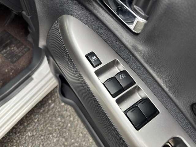 ＫランドＰＩＩは地域最大級の軽自動車の中古車専門店！在庫台数１２０台オーバー！オールメーカー中古車を見て触って選べます！価格は他店相場を徹底調査しております！お得な一台がここにあります！