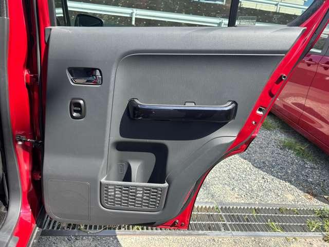 ハスラー JスタイルIII フルフラットシート 電動格納ドアミラー レーンキープ デュアルレーダーブレーキサポート 衝突安全ボディ Bluetoothオーディオ 地デジTV スマートキー&プッシュスタート イモビライザー ABS(41枚目)