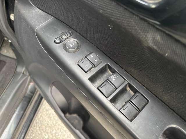 Ｎ－ＢＯＸカスタム Ｇ・Ｌパッケージ　衝突被害軽減ブレーキ　横滑り防止機能　両側スライドドア左側電動　アイドリングストップ　オートエアコン　プッシュスタート　スマートキー（48枚目）