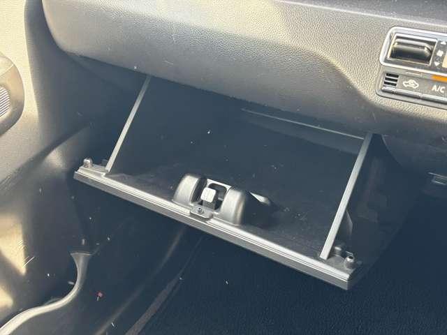 �j�����h�o�h�h�ł͏����X�^�b�t�ݐЂ��Ă���܂��̂ŁA��l�ŕs���ȏ����̂��q�l�ɂ����S�ł���