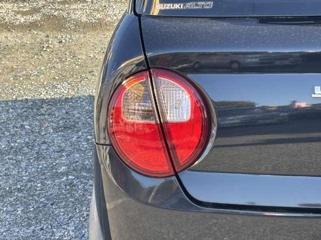 アルトラパン X フルセグナビ CD DVD ラジオ Bluetooth シートヒーター 衝突被害軽減ブレーキ 横滑り防止機能 アイドリングストップ オートエアコン プッシュスタート スマートキー(18枚目)