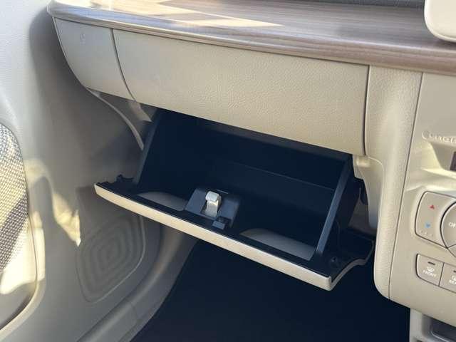 アルトラパン X フルセグナビ CD DVD ラジオ Bluetooth シートヒーター 衝突被害軽減ブレーキ 横滑り防止機能 アイドリングストップ オートエアコン プッシュスタート スマートキー(59枚目)