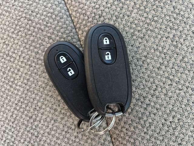 アルトラパン X フルセグナビ CD DVD ラジオ Bluetooth シートヒーター 衝突被害軽減ブレーキ 横滑り防止機能 アイドリングストップ オートエアコン プッシュスタート スマートキー(69枚目)