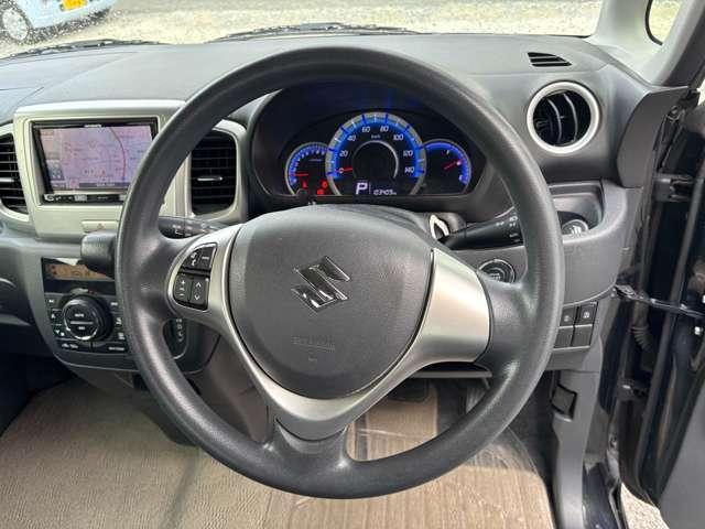 スペーシア Xリミテッド フルセグナビCDDVDラジオBluetoothバックカメラ両側電動スライドドアシートヒーターアイドリングストップ横滑り防止機能衝突被害軽減ブレーキオートエアコンプッシュスタートスマートキー(32枚目)