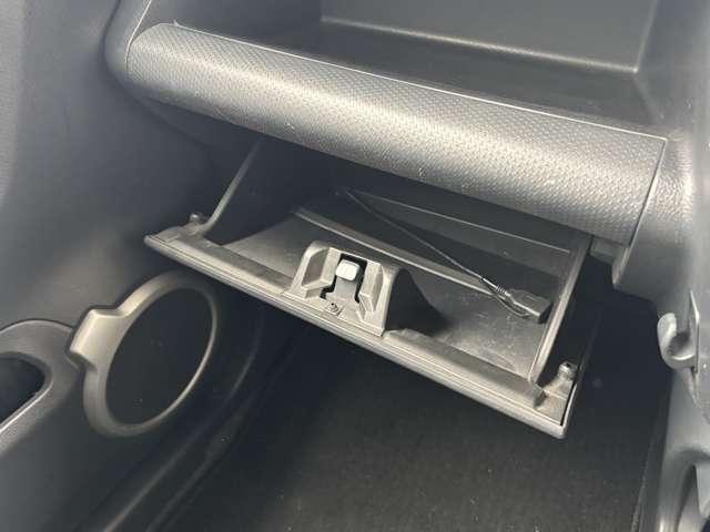 ハスラー Ｇ　ワンセグナビ　ＣＤ　ＤＶＤ　ラジオ　Ｂｌｕｅｔｏｏｔｈ　ＥＴＣ　シートヒーター　衝突被害軽減ブレーキ　横滑り防止機能　アイドリングストップ　オートエアコン　プッシュスタート　スマートキー（50枚目）