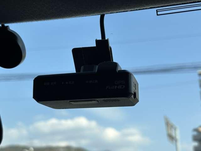 �Ԃ̏ڍׂɂ��Ă̂��₢���킹�́A���[�����ς薔�̓t���[�_�C�����O�O�U�U�|�X�V�P�P�|�Q�Q�Q�W�S�R�܂ł��₢���킹�������B���ЃX�^�b�t���ڍׂ������������Ē����܂��B