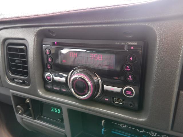 ランドクルーザープラド SXワイドリミテッド メモリアルパッケージ 1ナンバー登録・5人乗り・リフトアップ・社外15インチアルミホイール・ヨコハマM/Tタイヤ・黒レザーシートカバー・ETC付き(7枚目)