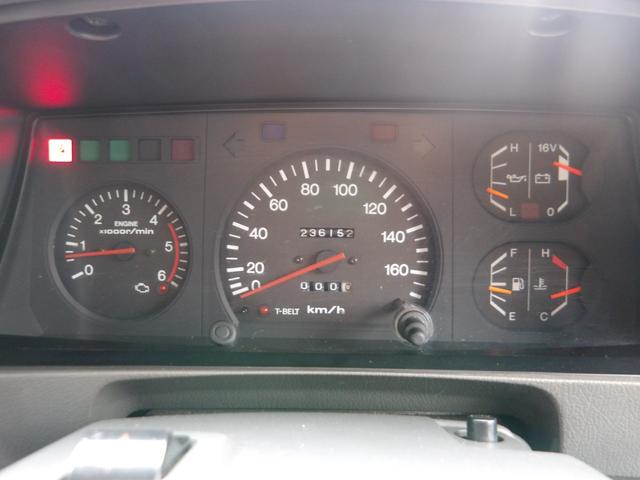 ランドクルーザープラド SXワイドリミテッド メモリアルパッケージ 1ナンバー登録・5人乗り・リフトアップ・社外15インチアルミホイール・ヨコハマM/Tタイヤ・黒レザーシートカバー・ETC付き(23枚目)