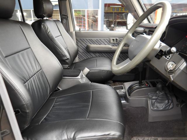 ランドクルーザープラド SXワイドリミテッド メモリアルパッケージ 1ナンバー登録・5人乗り・リフトアップ・社外15インチアルミホイール・ヨコハマM/Tタイヤ・黒レザーシートカバー・ETC付き(36枚目)