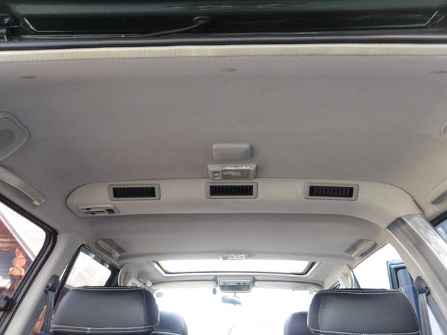 ランドクルーザー80 VXリミテッド 1ナンバー登録・サンルーフ・社外足廻りリフトアップ・HDDナビ&フルセグTV・DVD再生・Bluetooth対応・バックカメラ・角目4灯仕様LEDヘッドライト・社外アルミホイール・M/Tタイヤ・ETC(13枚目)