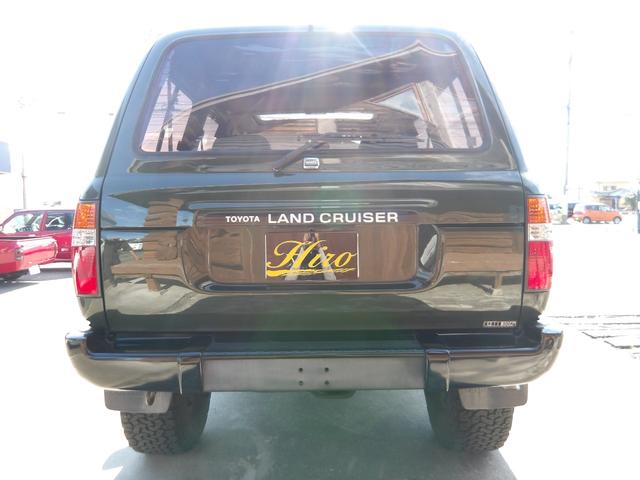 ランドクルーザー80 VXリミテッド 1ナンバー登録・サンルーフ・社外足廻りリフトアップ・HDDナビ&フルセグTV・DVD再生・Bluetooth対応・バックカメラ・角目4灯仕様LEDヘッドライト・社外アルミホイール・M/Tタイヤ・ETC(21枚目)