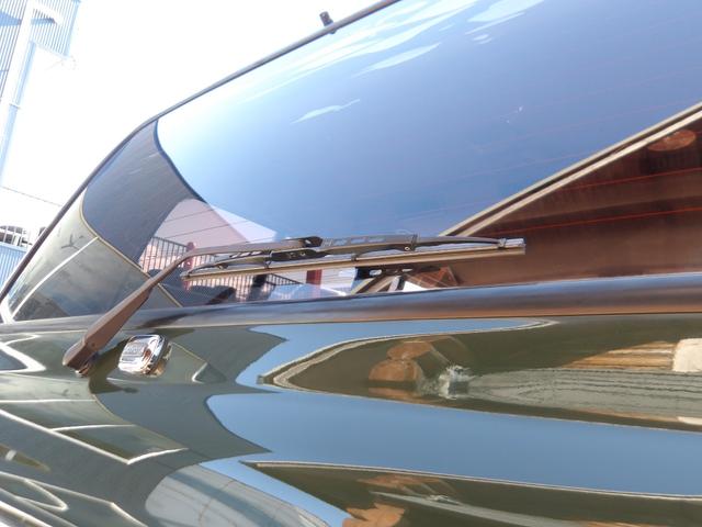 ランドクルーザー80 VXリミテッド 1ナンバー登録・サンルーフ・社外足廻りリフトアップ・HDDナビ&フルセグTV・DVD再生・Bluetooth対応・バックカメラ・角目4灯仕様LEDヘッドライト・社外アルミホイール・M/Tタイヤ・ETC(28枚目)