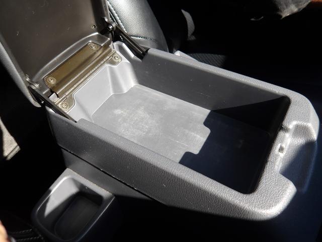 ランドクルーザー80 VXリミテッド 1ナンバー登録・サンルーフ・社外足廻りリフトアップ・HDDナビ&フルセグTV・DVD再生・Bluetooth対応・バックカメラ・角目4灯仕様LEDヘッドライト・社外アルミホイール・M/Tタイヤ・ETC(39枚目)