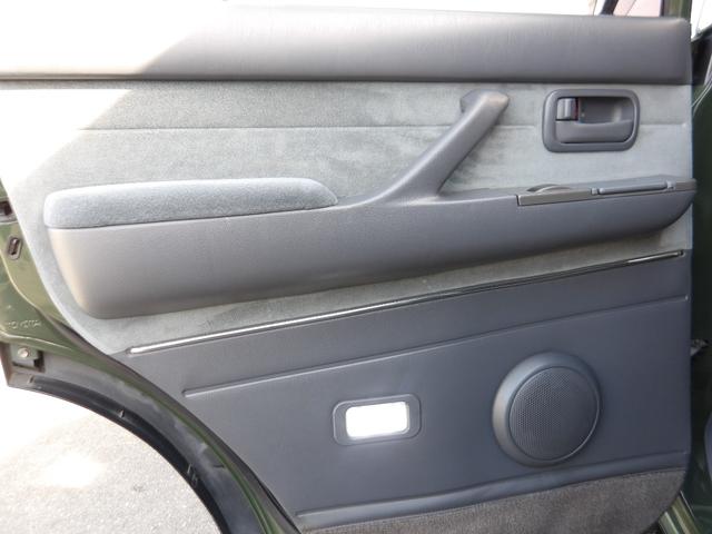 ランドクルーザー80 VXリミテッド 1ナンバー登録・サンルーフ・社外足廻りリフトアップ・HDDナビ&フルセグTV・DVD再生・Bluetooth対応・バックカメラ・角目4灯仕様LEDヘッドライト・社外アルミホイール・M/Tタイヤ・ETC(59枚目)