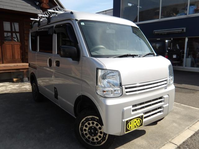 NV100クリッパーバン DX ワンオーナー・リフトアップ・メモリーナビ&フルセグTV・Bluetooth対応・バックカメラ・ルーフキャリア・荷室キャリア取り付・ドライブレコーダー・社外LEDヘッドライト・社外アルミホイール・ETC(4枚目)