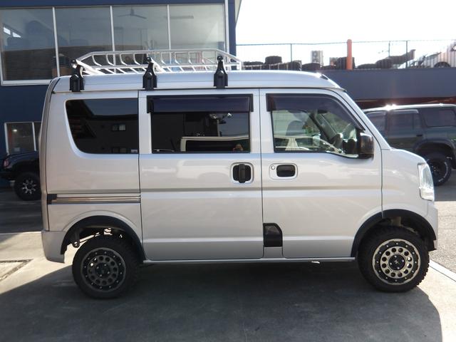NV100クリッパーバン DX ワンオーナー・リフトアップ・メモリーナビ&フルセグTV・Bluetooth対応・バックカメラ・ルーフキャリア・荷室キャリア取り付・ドライブレコーダー・社外LEDヘッドライト・社外アルミホイール・ETC(20枚目)