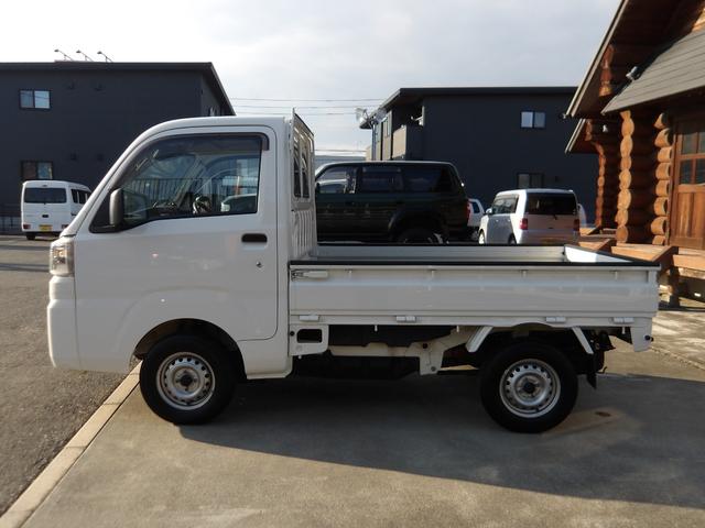 ピクシストラック スタンダードSAIIIt オプションLEDヘッドライト・スマートアシストIIIt・4WD車・ディスプレイオーディオ・DVD再生・Bluetooth対応・社外ツイータースピーカー・荷台ゴムマット(20枚目)